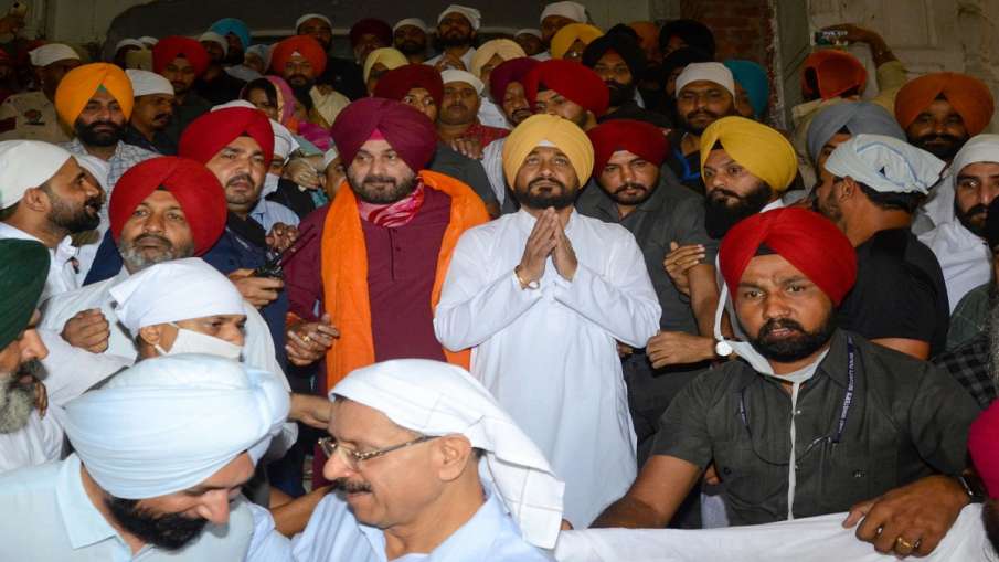 Navjot Singh to increase Charanjit Singh Channi problems ahead of Punjab Elections चन्नी की मुश्किले Navjot Singh to increase Charanjit Singh Channi problems ahead of Punjab Elections चन्नी की मुश्किले- India TV Hindi
