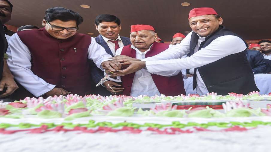 Mulayam Singh Yadav statement on his birthday अपने जन्मदिन पर मुलायम सिंह ने सपा कार्यकर्ताओं को कि Mulayam Singh Yadav statement on his birthday अपने जन्मदिन पर मुलायम सिंह ने सपा कार्यकर्ताओं को कि- India TV Hindi