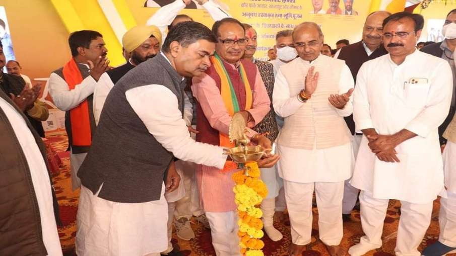 Modi Govt has provided electricity to every house every village in nation says RK Singh सरकार ने हर Modi Govt has provided electricity to every house every village in nation says RK Singh सरकार ने हर - India TV Hindi