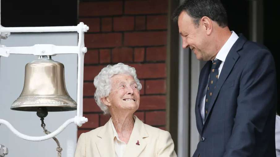World's oldest Test cricketer Ilene Ashe dies at the age of 110 World's oldest Test cricketer Ilene Ashe dies at the age of 110- India TV Hindi