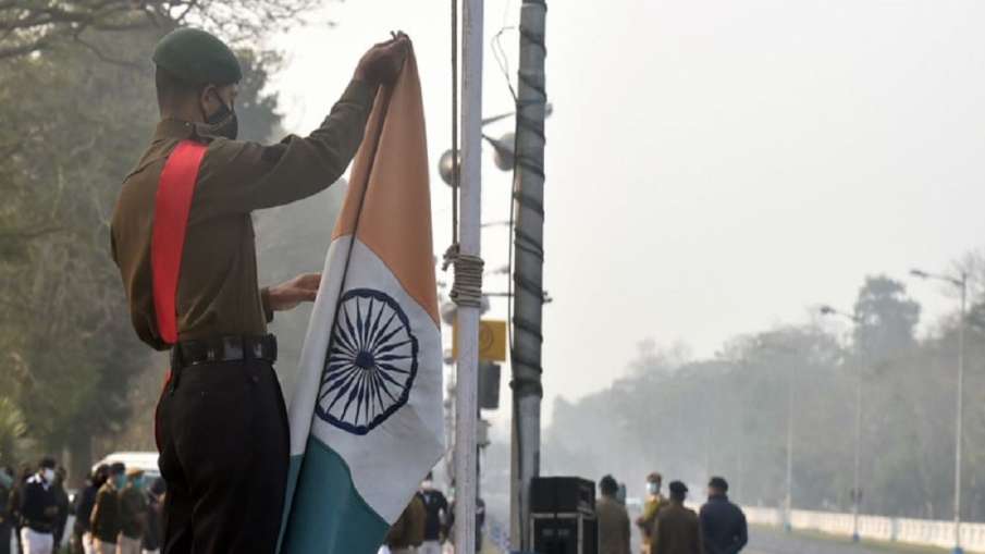 गणतंत्र दिवस परेड से पहले ममता बनर्जी ने लिखा पीएम मोदी को पत्र गणतंत्र दिवस परेड से पहले ममता बनर्जी ने लिखा पीएम मोदी को पत्र- India TV Hindi
