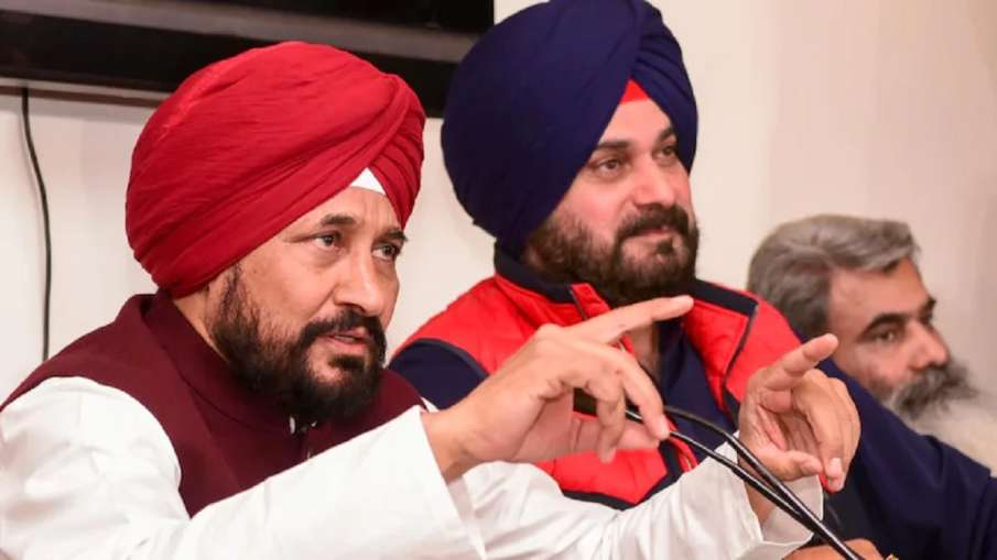 कांग्रेस ने 86 उम्मीदवारों की सूची जारी की, चमकौर से CM चन्नी और अमृतसर ईस्ट से सिद्धू लड़ेंगे चुनाव कांग्रेस ने 86 उम्मीदवारों की सूची जारी की, चमकौर से CM चन्नी और अमृतसर ईस्ट से सिद्धू लड़ेंगे चुनाव- India TV Hindi