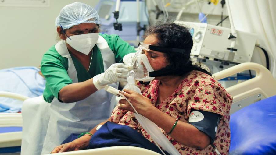 Corona cases decreased in Delhi, big disclosure in the report about those who died in the 'third wave' Corona cases decrease in Delhi, big disclosure in report about those who died in 'third wave' - India TV