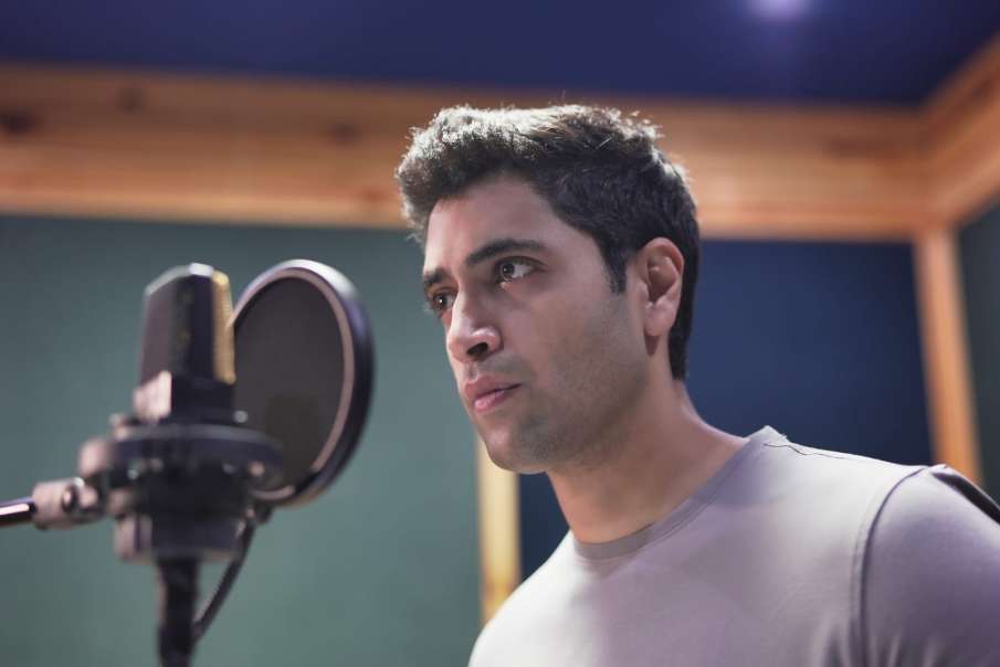 अदिवि शेष ने 'मेजर' फिल्म के लिए खुद की हिंदी में डबिंग- India TV Hindi