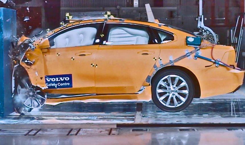 Safest Car: क्रैश टेस्ट में पास हुई Volvo की S90 कार, मिली 5 स्टार रेटिंग- India TV Hindi