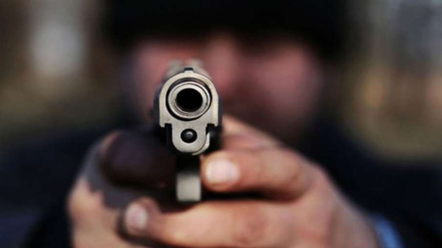 Firing In Delhi- India TV Hindi