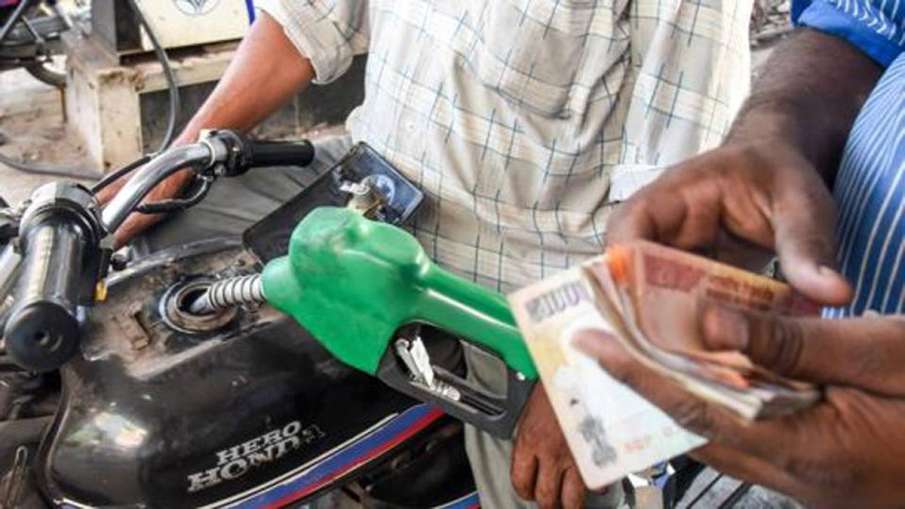 Relief on first day of new year, no increase in petrol and diesel prices- India TV Paisa