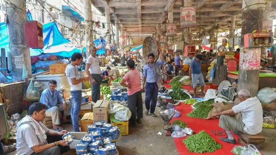 Odd-even rules apply for sale of vegetables at Delhi's Azadpur mandi - India TV Hindi News