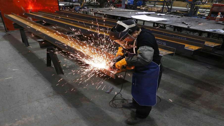 India's mfg sector activity returns to growth in Aug as demand picks up: PMI- India TV Hindi