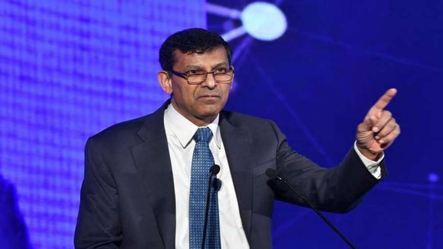 Fall in GDP alarming; time for bureaucracy to take meaningful action, says Rajan - India TV Hindi