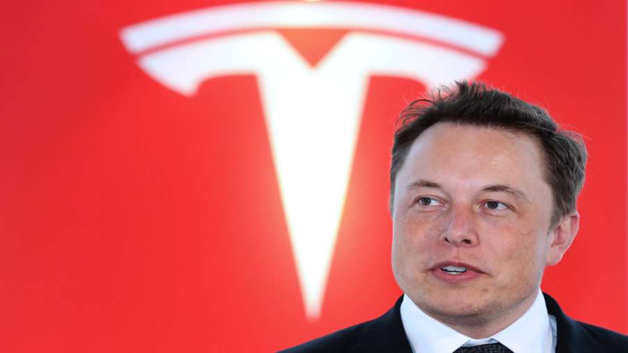 Elon Musk says had once reached out to Apple for acquiring Tesla- India TV Paisa