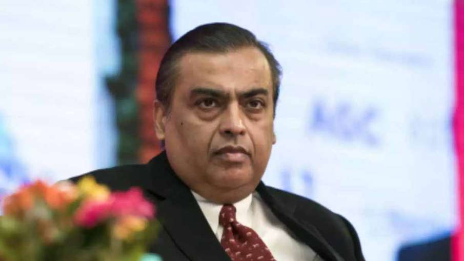 Reliance Industries Mukesh Ambani company announced demerger of O2C business new subsidiary for oil - India TV Hindi News