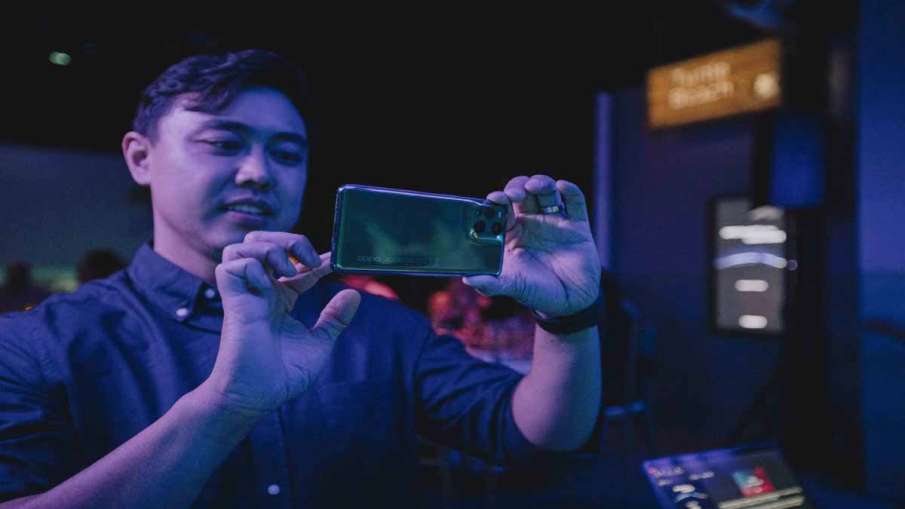 OPPO Reno 5 F with a quad-camera setup launched- India TV Hindi News