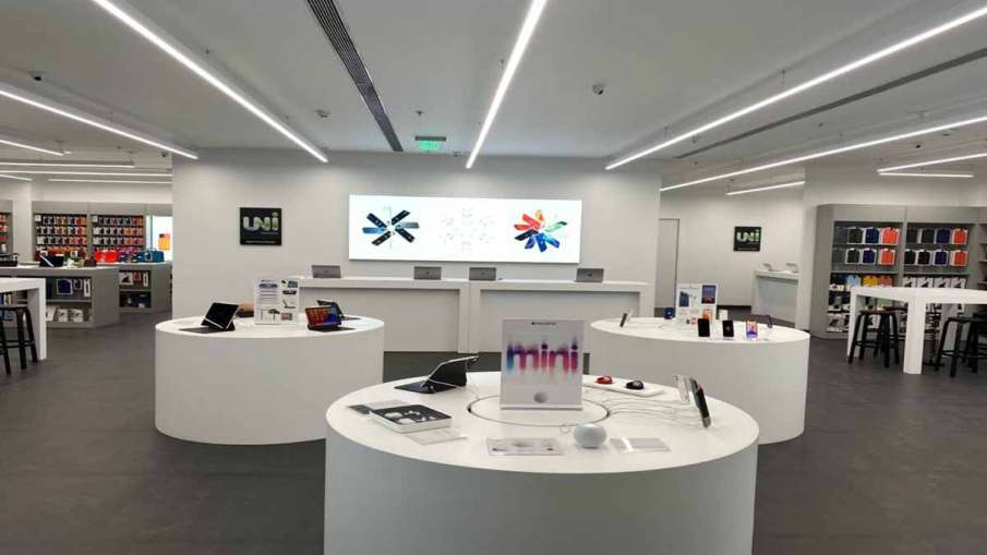 Unicorn opens new Apple store in NCR; offers discounts on iPhone 11, iPhone 12- India TV Hindi News