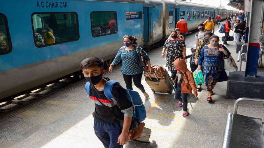 Indian Railways achieves highest ever scrap sale in Financial Year 2020-21- India TV Hindi News