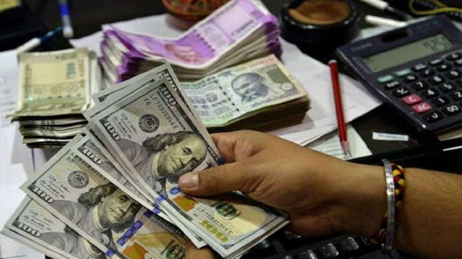 Big News for India Forex reserves near record high, jump USD 563 mn to USD 590.028 bn- India TV Hindi