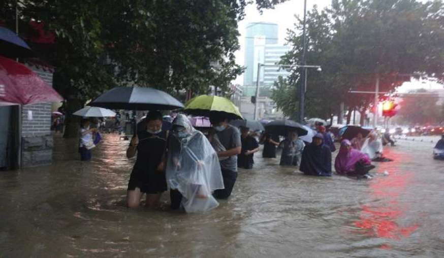 मध्य चीन में भारी बारिश से 21 लोगों की मौत, चार लापता - India TV Hindi News
