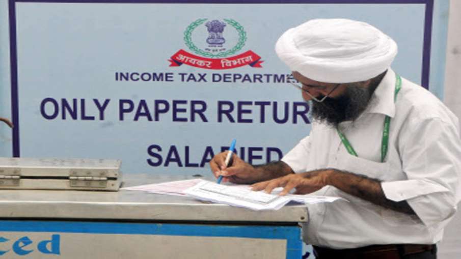 IT Dept to refund excess interest, late fee for FY21 return filing- India TV Paisa