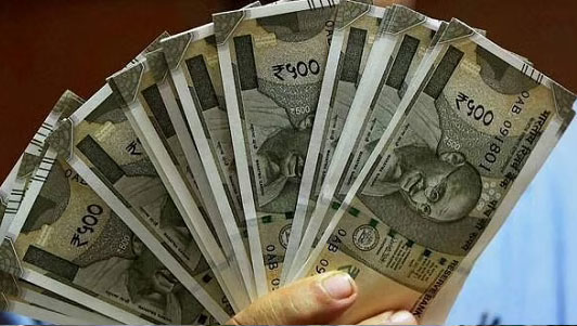 रुपये में लगातार चौथे...- India TV Paisa