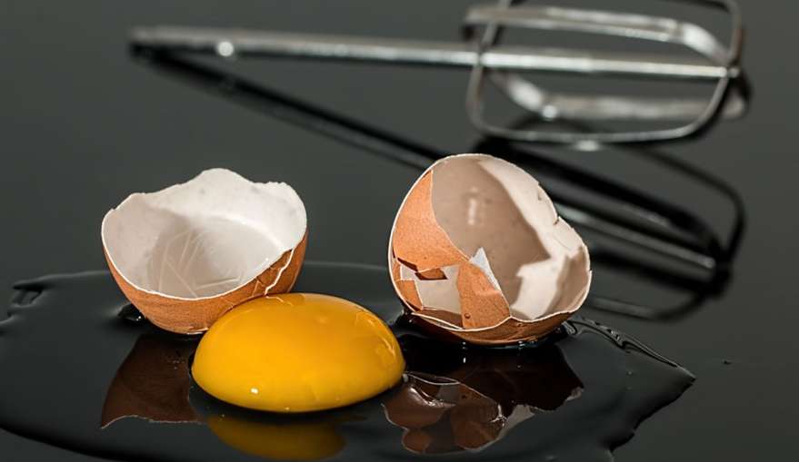 अंडे के छिलके को फेंकने की बजाय ऐसे करें इस्तेमाल, पाएं बेदाग निखरा हुआ चेहरा- India TV Hindi News