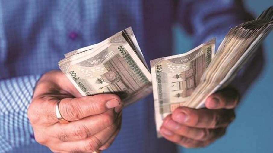 7th pay commission FinMin says DA hike to 31PC effective from July 1 - India TV Paisa
