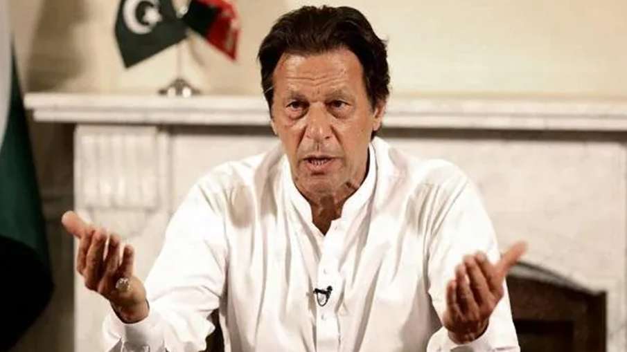 Imran Khan targets Opposition ahead of no-confidence motion - India TV Hindi