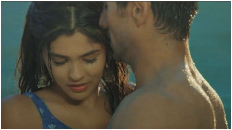 AbhiRaKiShaadi yeh rishta kya kehlata hai akshara abhimanyu abhira yrkkh अक्षरा और अभिमन्यू ने शादी से पहले लगाई पानी में आग, रोमांटिक वीडियो हो रहा है वायरल Yeh Rishta Kya Kehalata Hai- India TV Hindi
