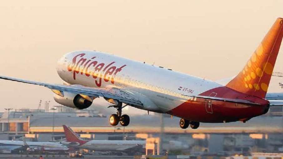 DGCA bars 90 SpiceJet pilots from flying Boeing 737 Max, asks them to retrain- India TV Hindi