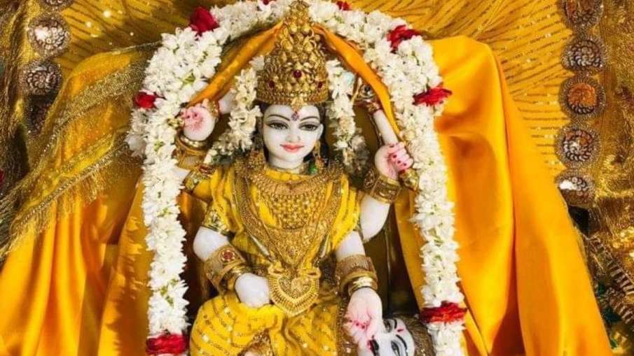 Baglamukhi Jayanti 22 May 9 Is The Birth Anniversary Of Goddess Baglamukhi Do These Special Measures On This Day You Will Get Benefits Edules