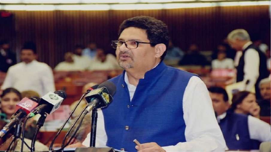 Pakistan's finance minister Miftaah ismaaile- India TV Hindi News