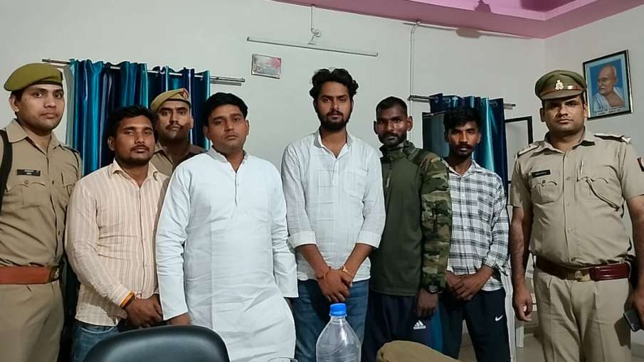 5 fake army aspirants arrested in UP's Saharanpur- India TV Hindi