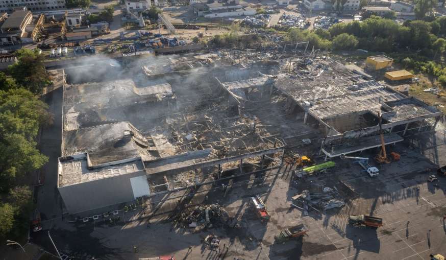 Shopping center burned after a rocket attack in Kremenchuk, Ukraine- India TV Hindi News