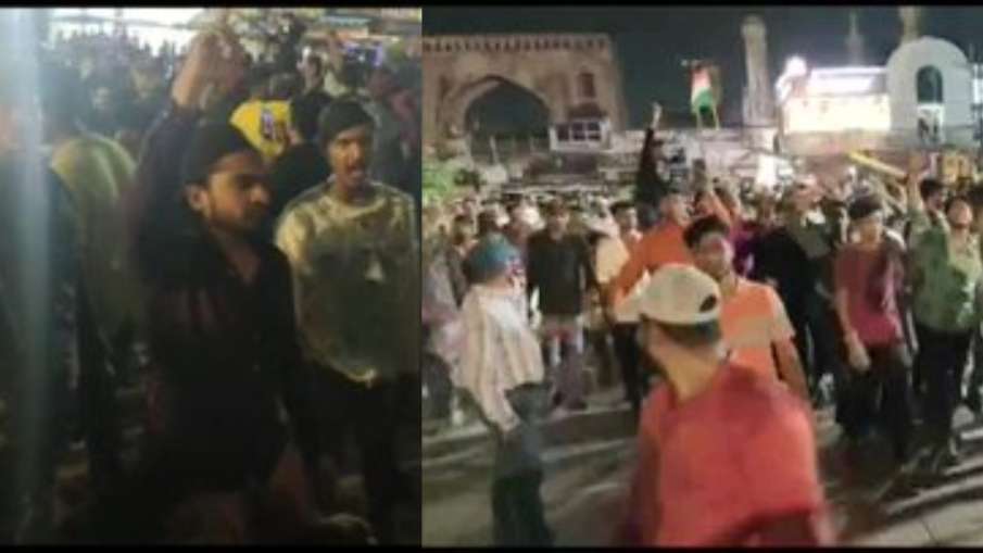 Protest at Charminar-India TV Hindi News