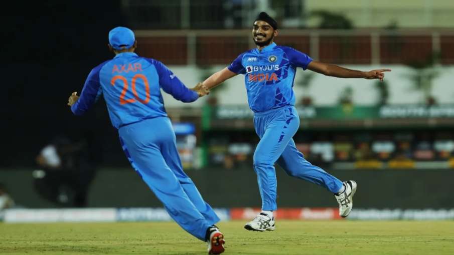 Arshdeep Singh celebrates wicket of David Miller at...- India TV Hindi
