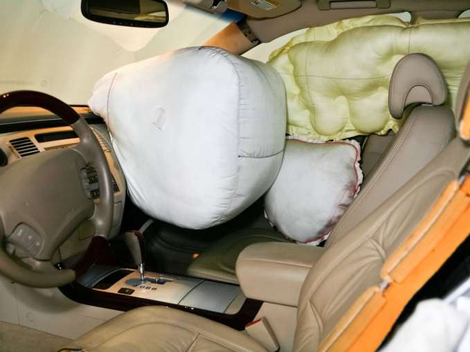 Airbag - India TV Hindi