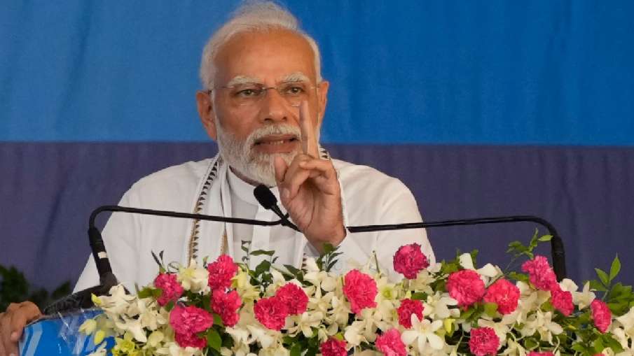 PM Modi while addressing a rally in Himachal Pradesh's Chamba- India TV Hindi News