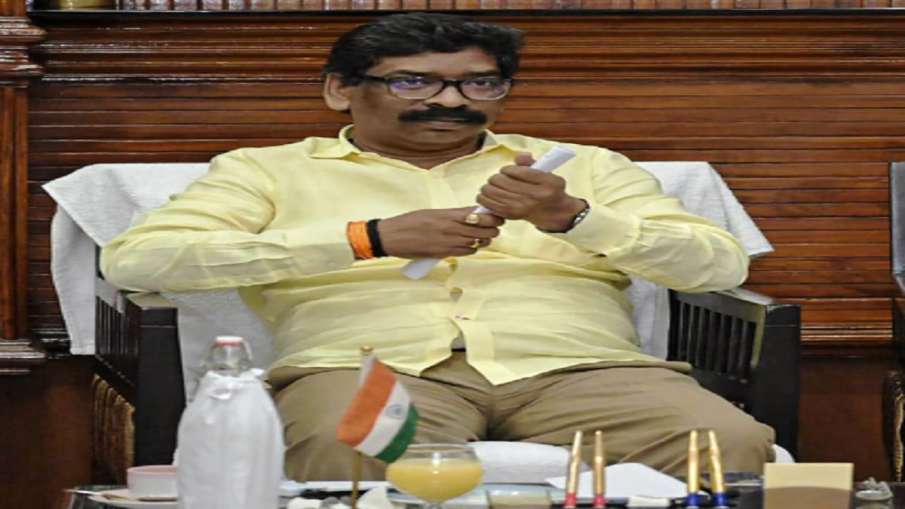 झारखंड के मुख्यमंत्री हेमंत सोरेन - India TV Hindi News