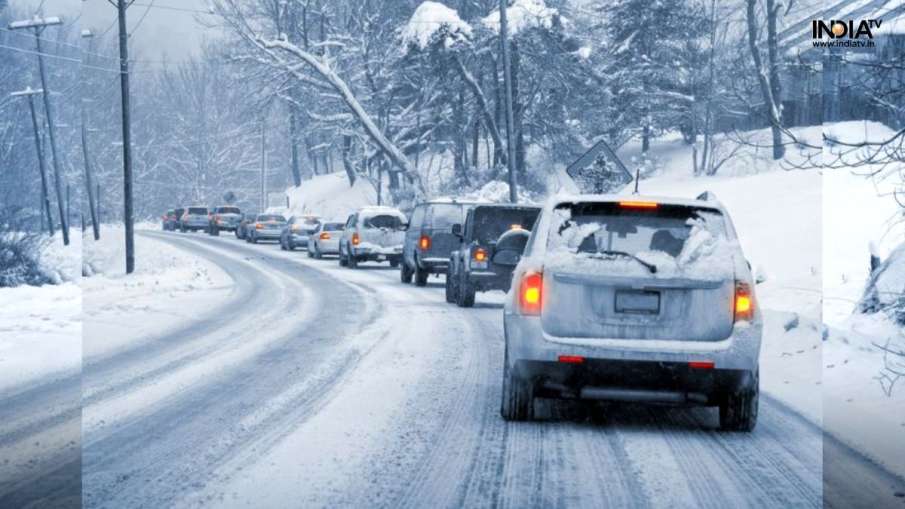 सर्दियों में गाड़ी चलाते वक्त बरतें ये सावधानी- India TV Hindi