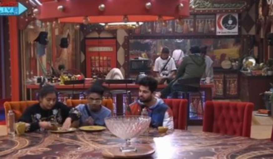 mc stan raised questions on the relationships of priyanka choudhary and ankit gupta - India TV Hindi