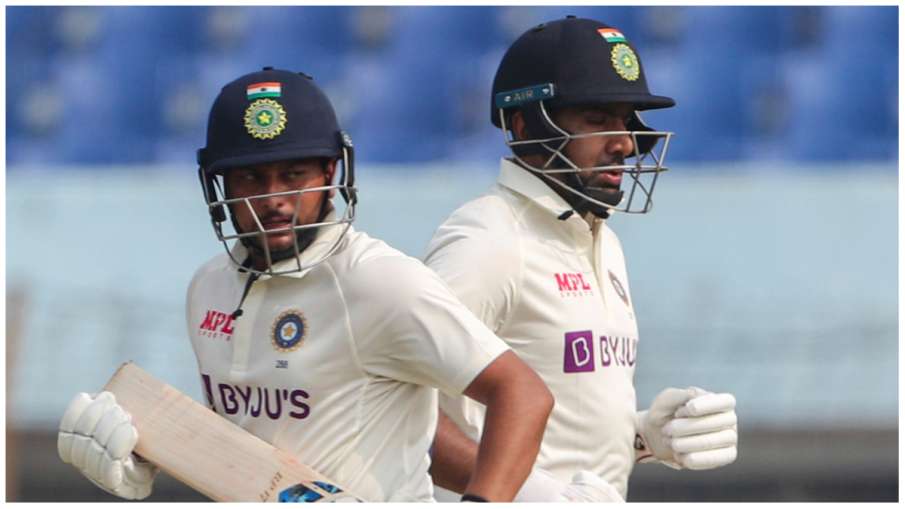 Kuldeep Yadav and Ashwin- India TV Hindi