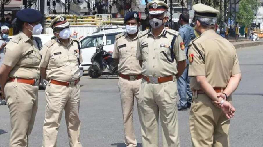 कोरोना को लेकर यूपी पुलिस को मिले नए निर्देश- India TV Hindi