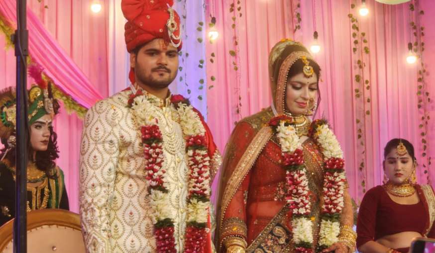 Arvind akela kallu get married with shivani pandey- India TV Hindi
