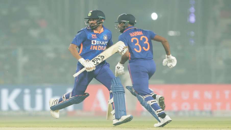 KL Rahul and Hardik Pandya during second ODI vs Sri Lanka- India TV Hindi