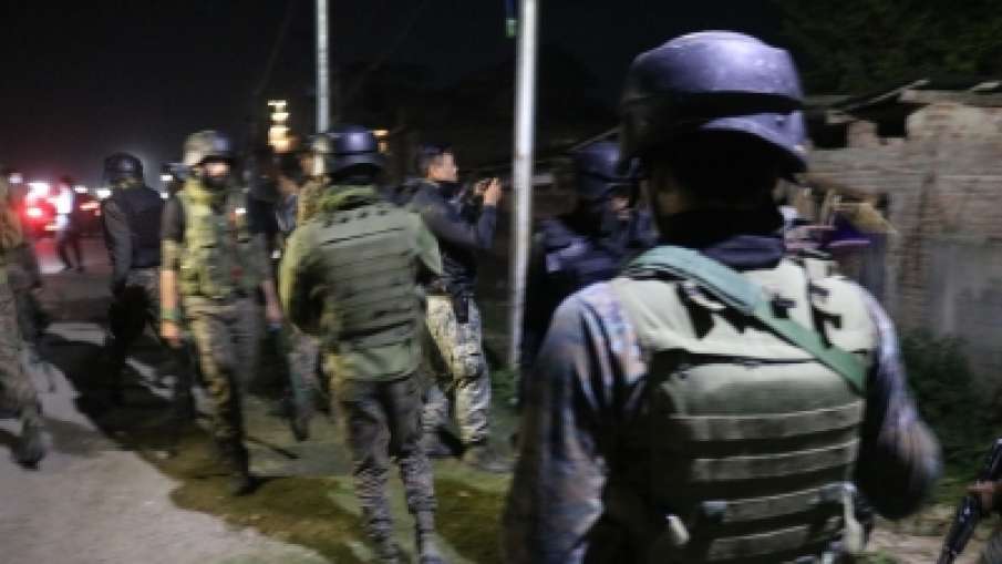 राजौरी जिले के एक गांव में आतंकी हमला- India TV Hindi