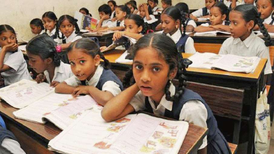 जल्दी करें! नवोदय में एडमिशन के लिए आवेदन की आखिरी तारीख कल, ये है प्रकिया 1 Navodaya Class 6 Admission 2023- India TV Hindi