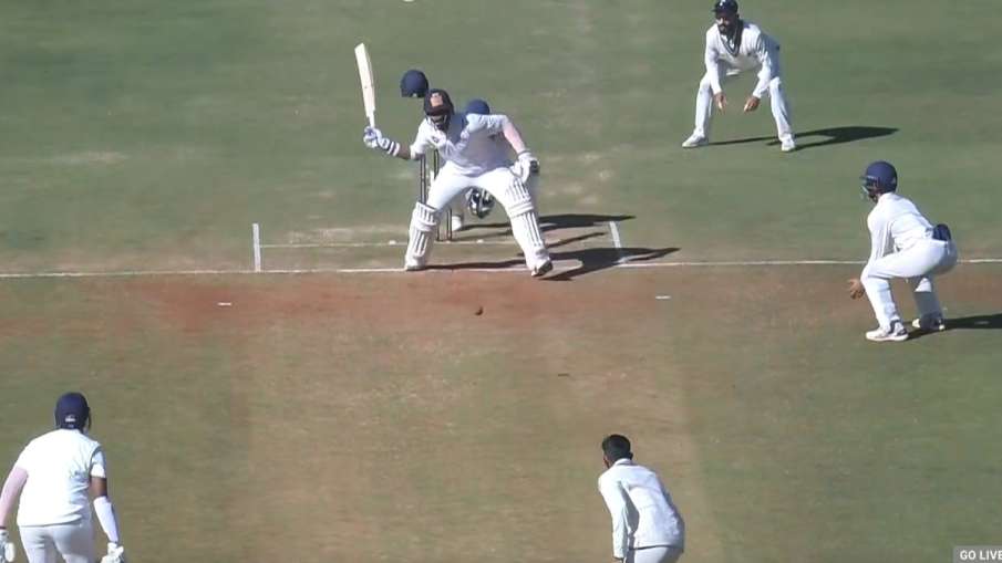 Hanuma Vihari one-handed batting- India TV Hindi
