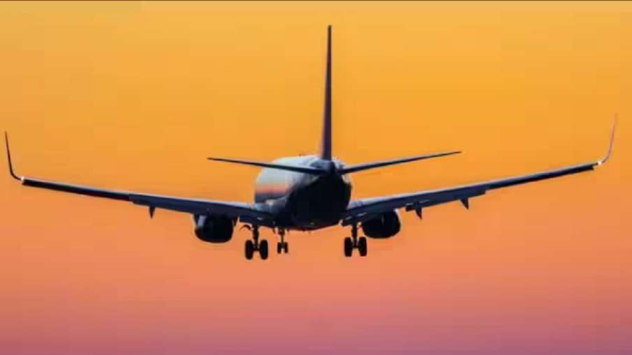 एयर इंडिया और नेपाल एयरलाइंस के प्लेन बीच हवा में टकराने से बचे, टल गया बड़ा हादसा- India TV Hindi