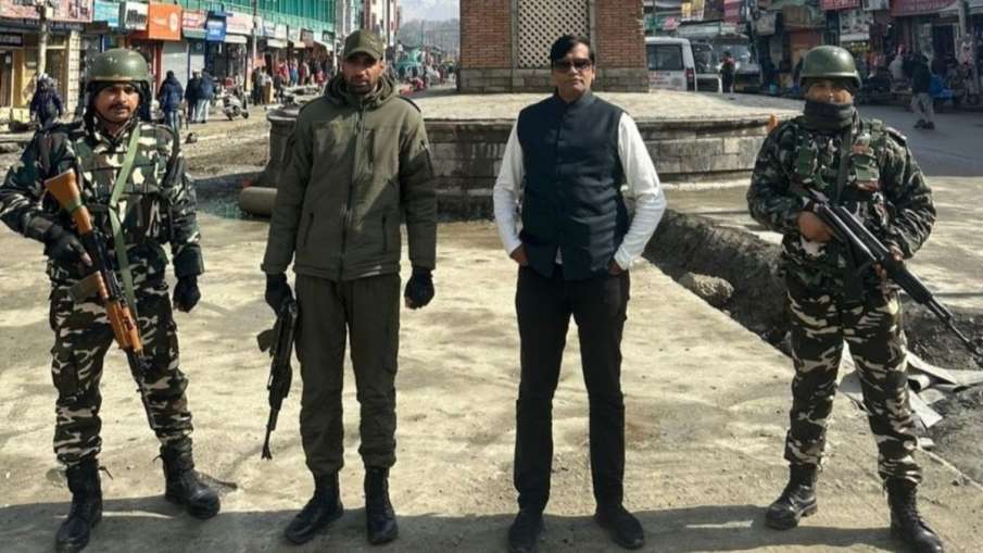 Thug Kiran Patel arrested from Jammu and Kashmir - India TV Hindi