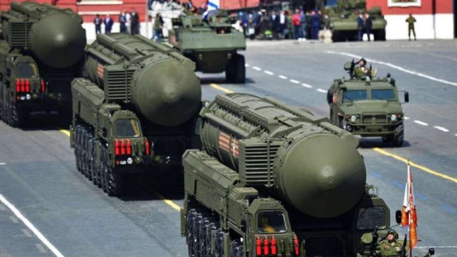 पुतिन के करीबी देश ने दी बड़ी चेतावनी, कहा -‘रूस शुरू करने वाला है परमाणु जंग'- India TV Hindi
