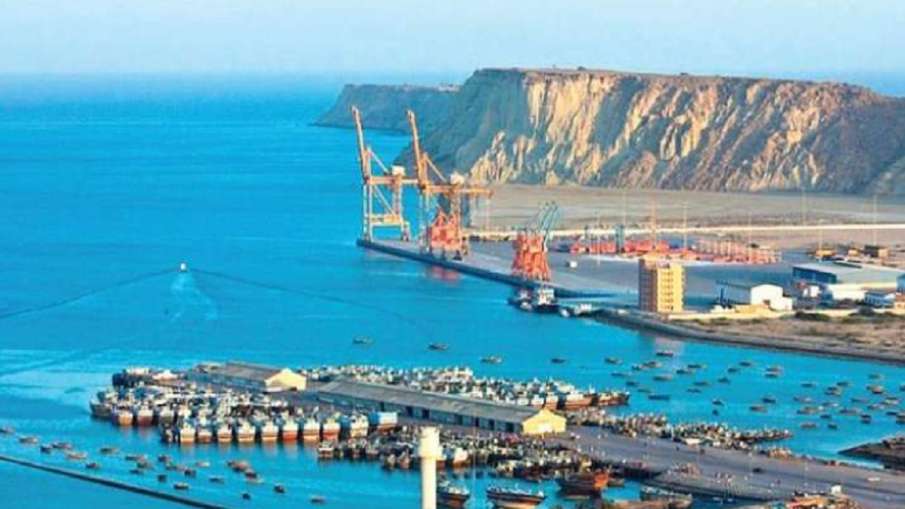 Jinping's 'CPAC' project got air in Pakistan, forced to send goods from angry China port - India TV Hindi